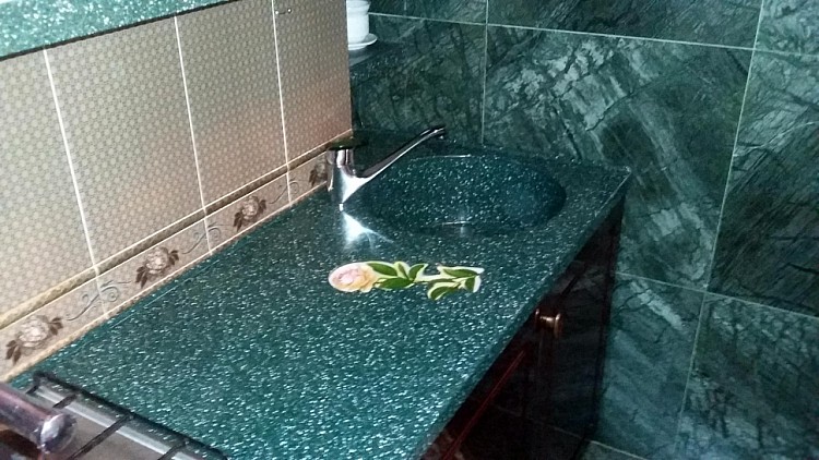 Столешница и мойка