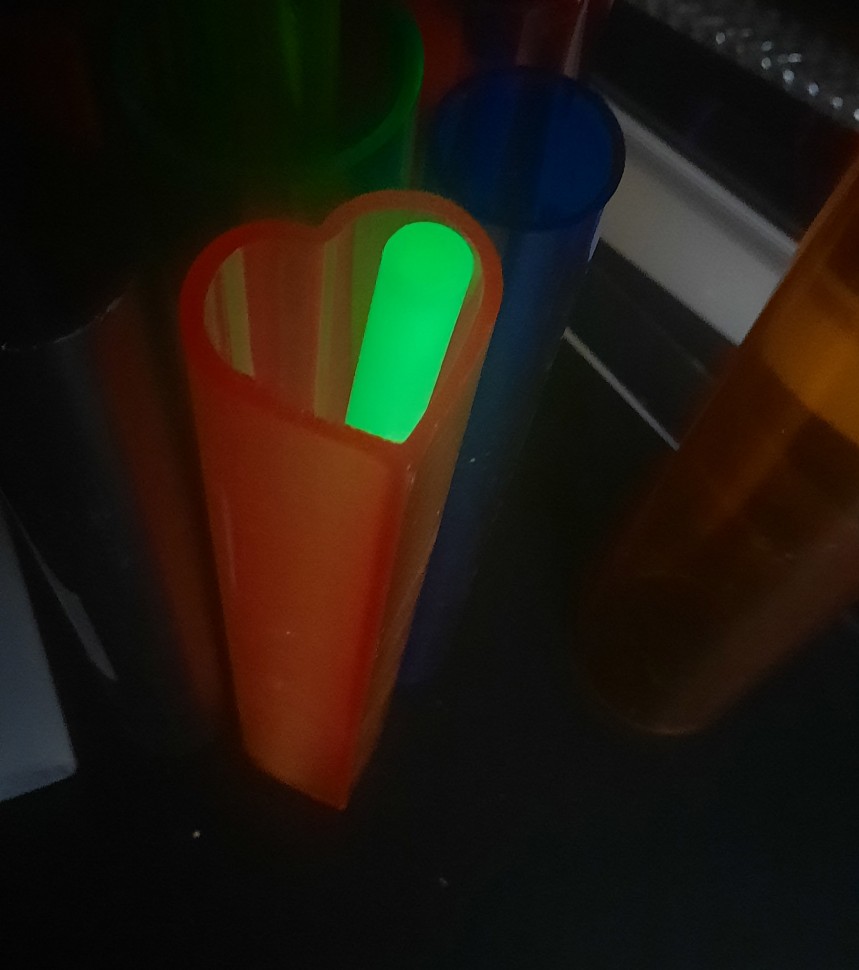 Стержни из оргстекла люминесцентные пустотелые